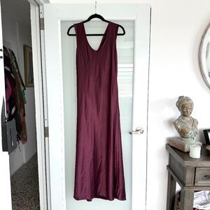 NWT, Theory Dark Wine Midi